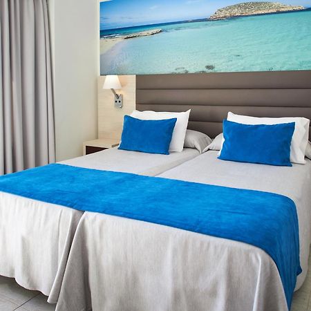 Invisa Ereso All Inclusive Es Cana Екстериор снимка