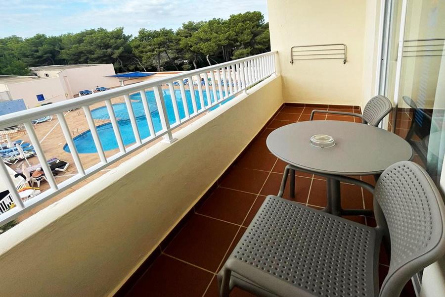 Invisa Ereso All Inclusive Es Cana Екстериор снимка