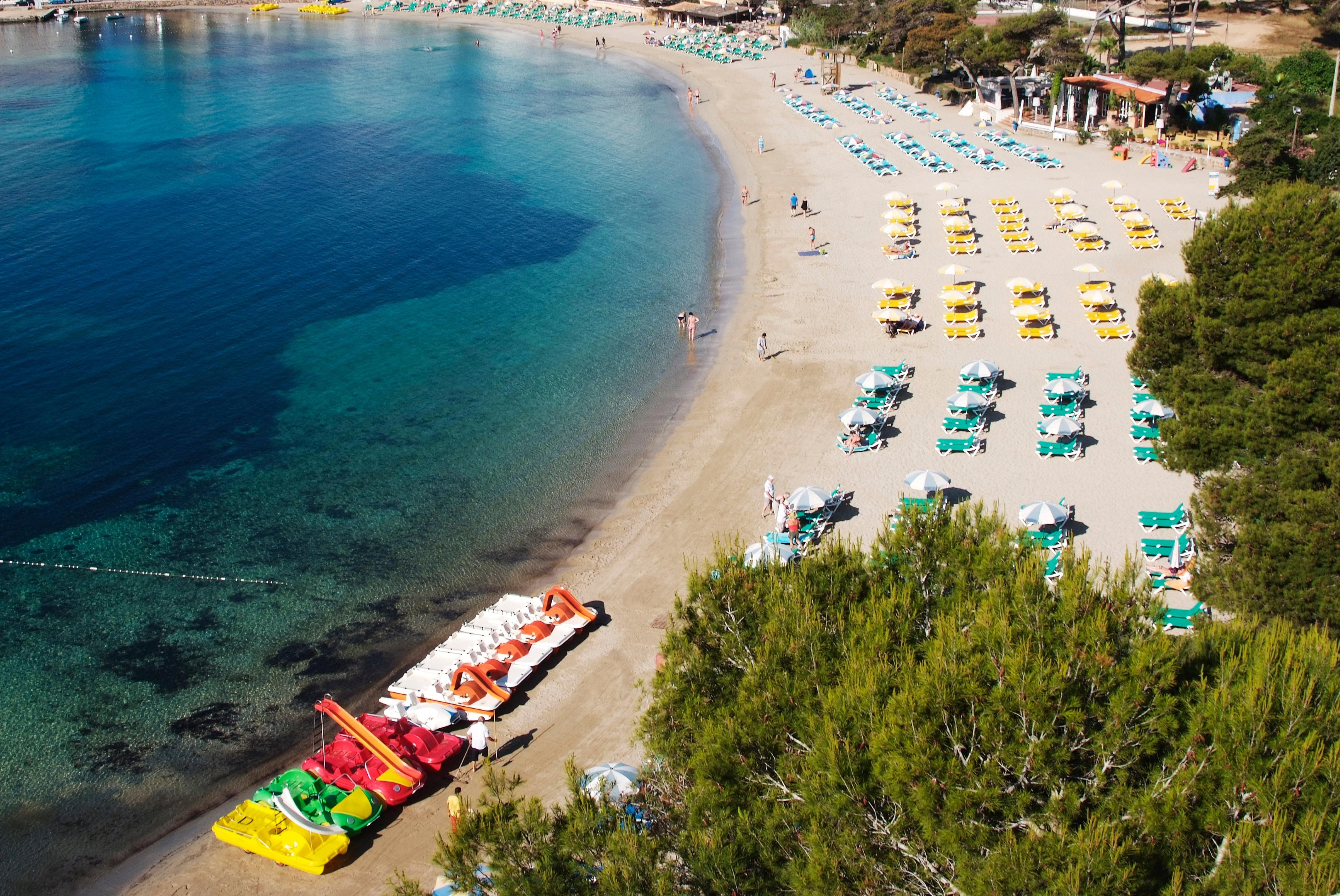 Invisa Ereso All Inclusive Es Cana Екстериор снимка