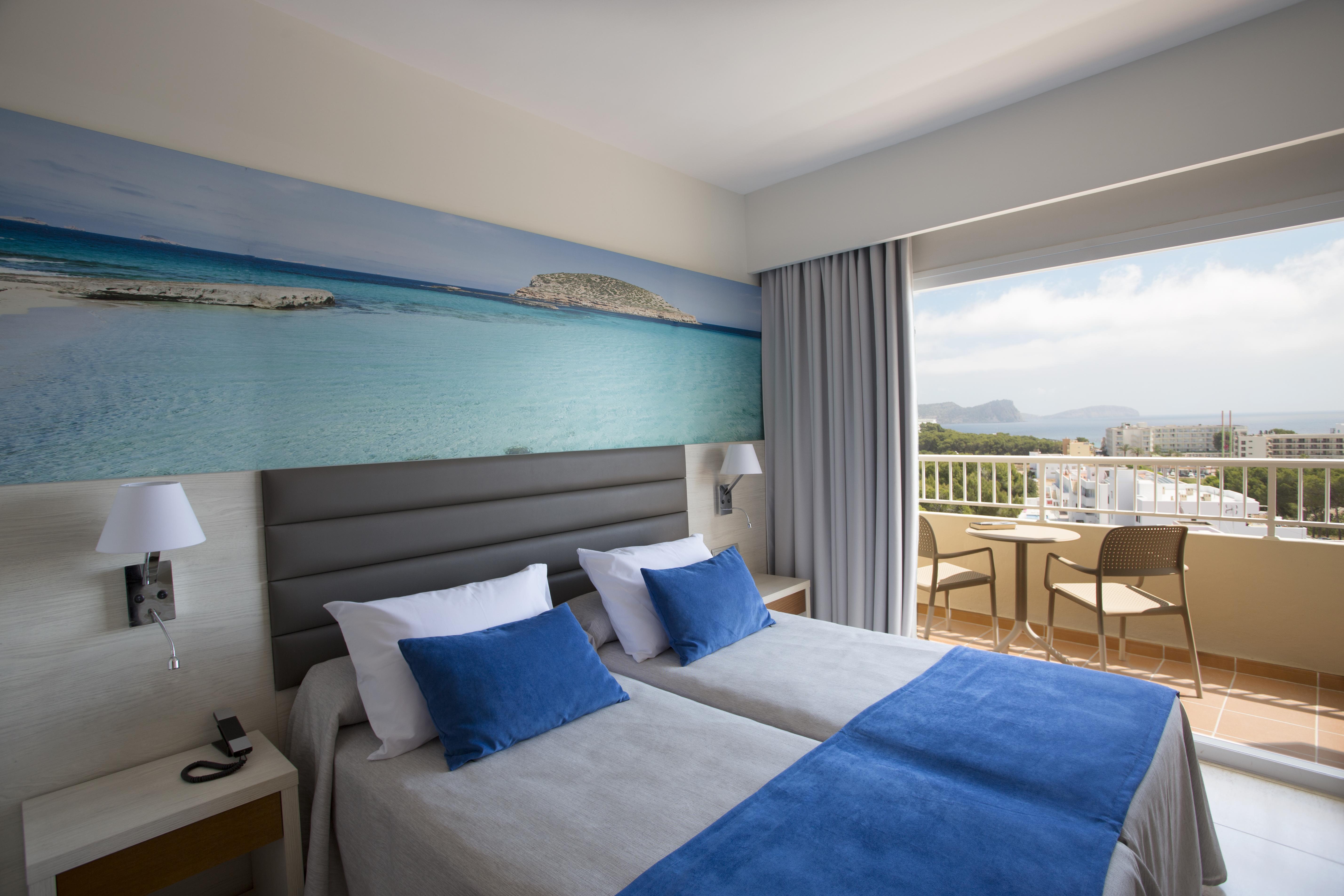 Invisa Ereso All Inclusive Es Cana Екстериор снимка