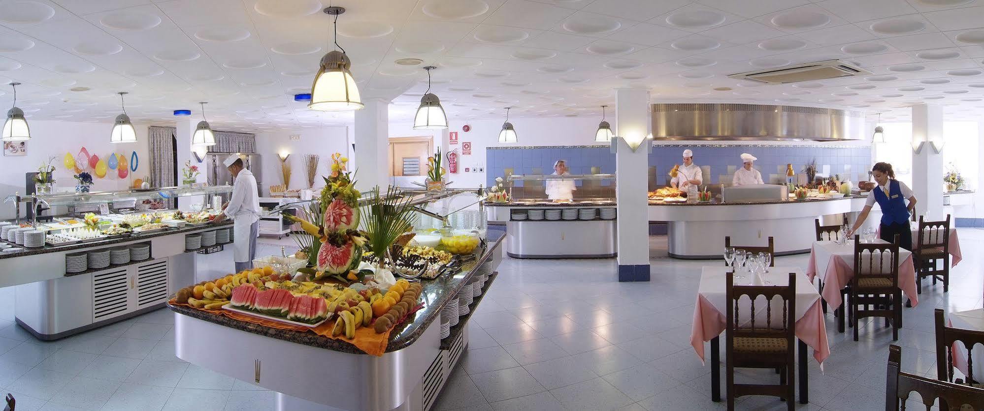 Invisa Ereso All Inclusive Es Cana Екстериор снимка
