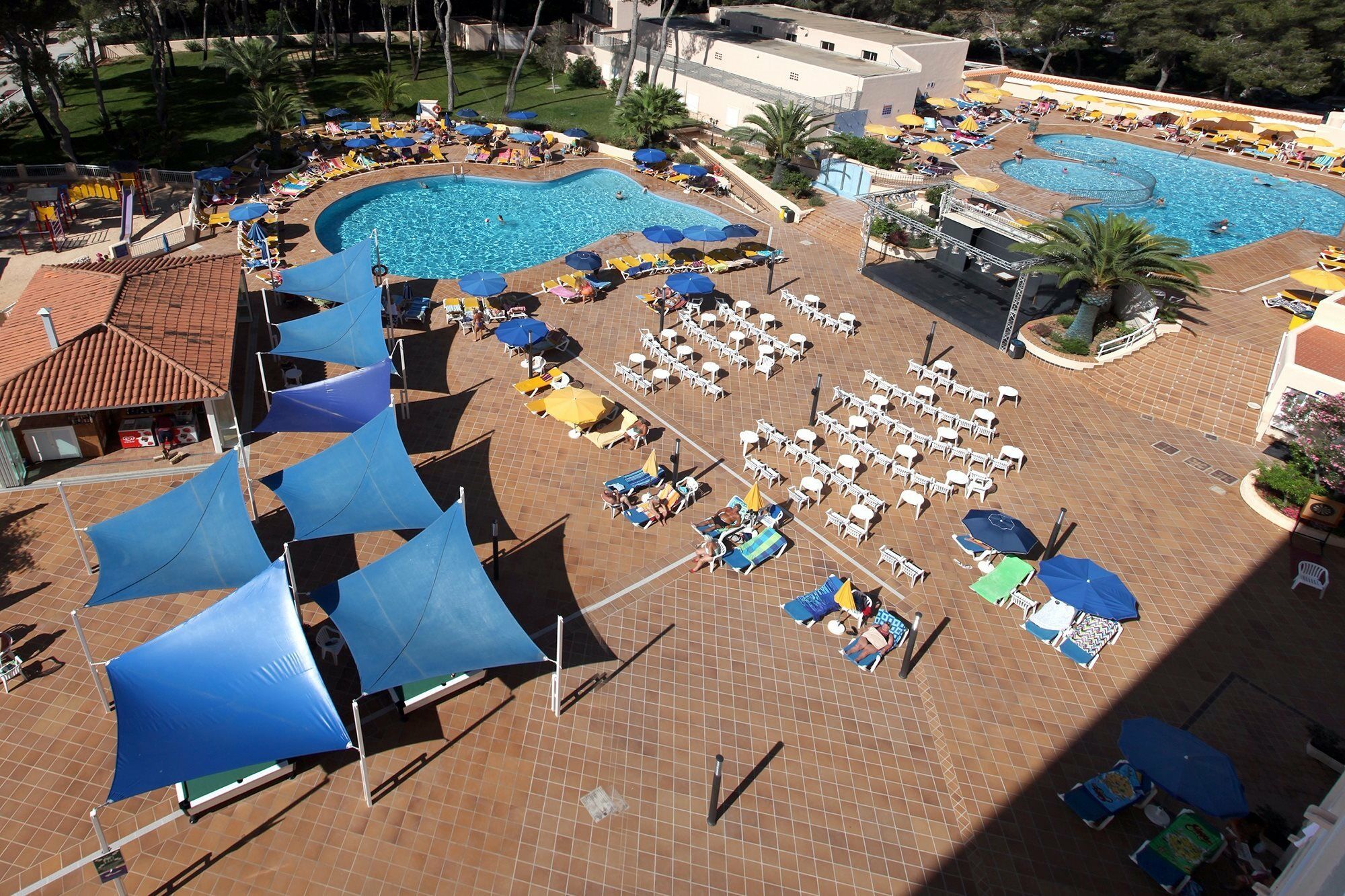 Invisa Ereso All Inclusive Es Cana Екстериор снимка